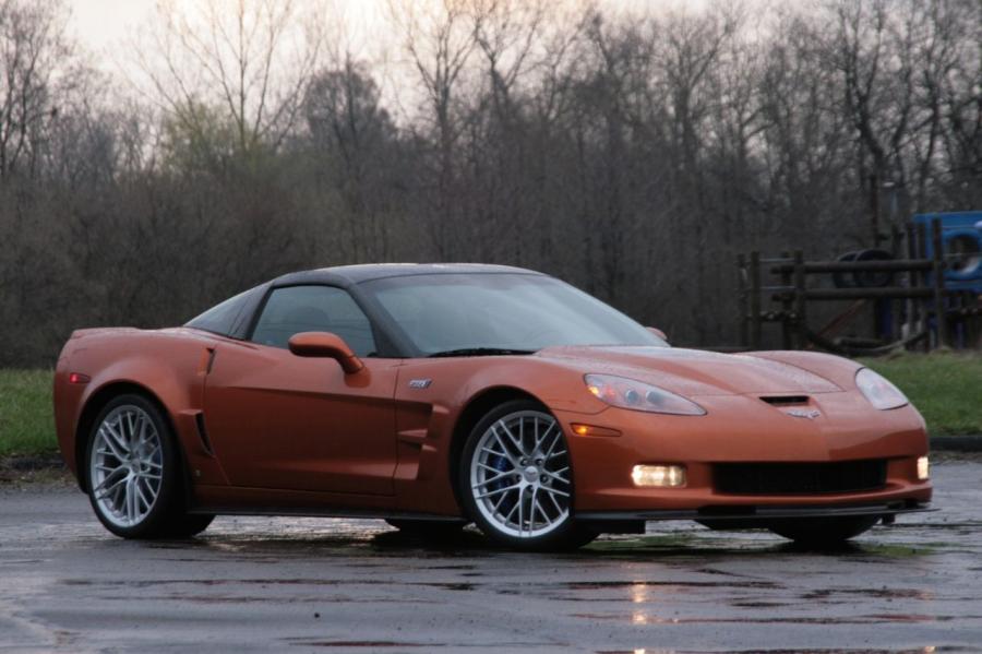  Chevrolet Corvette ZR1 2009 года  (фото 146 из 290)